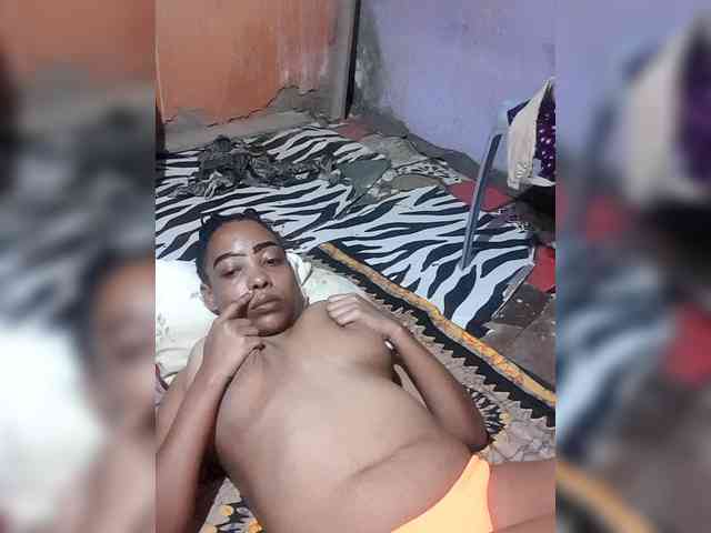 Hennesy-Camila webcam