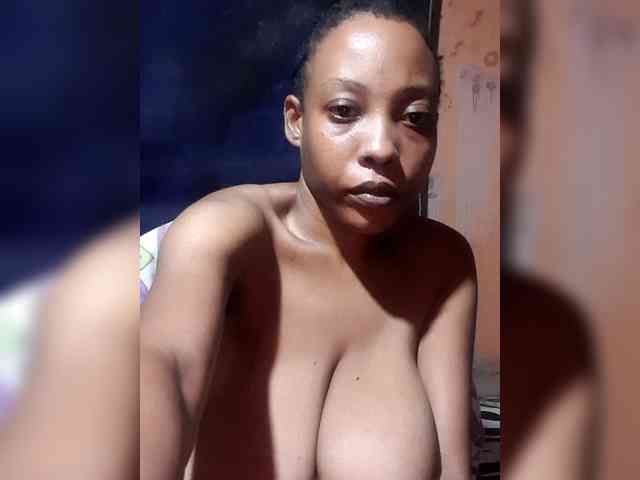 Hennesy-Camila webcam