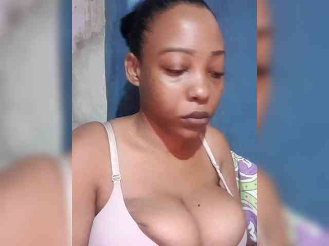 Hennesy-Camila webcam