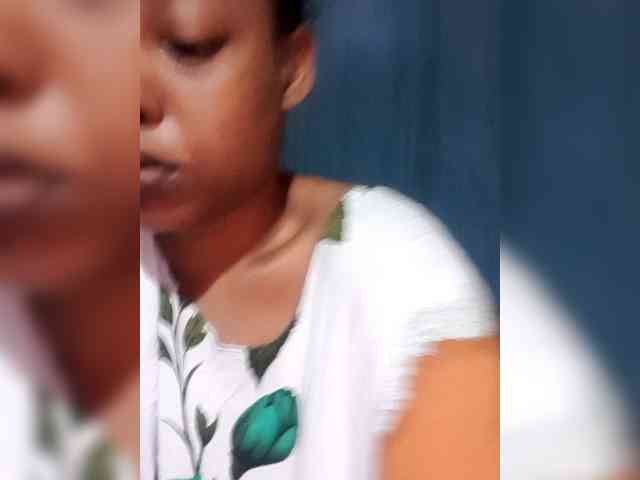 Hennesy-Camila webcam