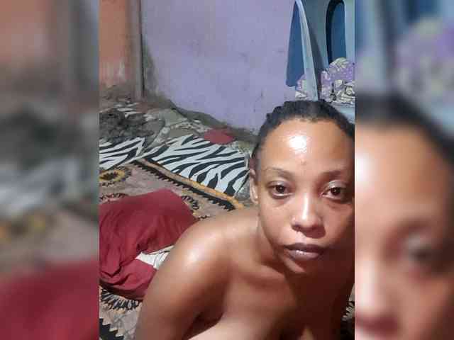 Hennesy-Camila webcam