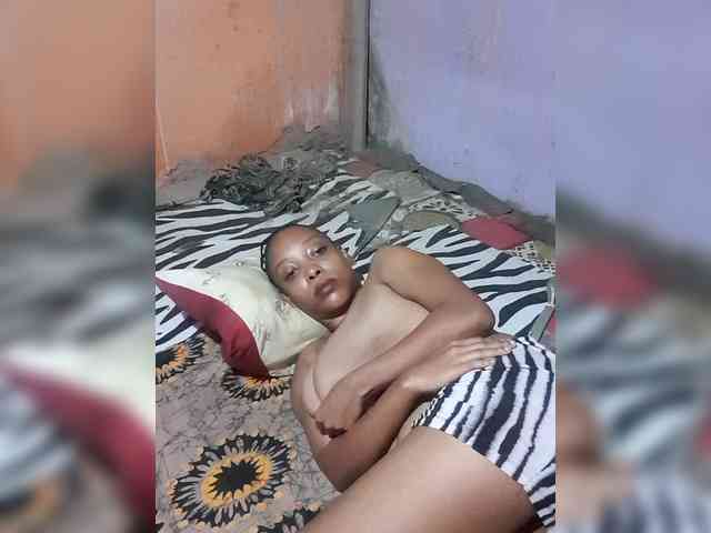 Hennesy-Camila webcam