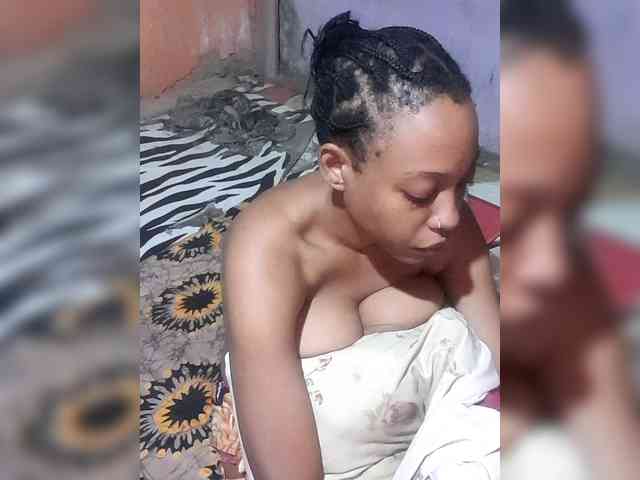 Hennesy-Camila webcam