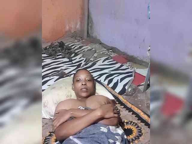 Hennesy-Camila webcam