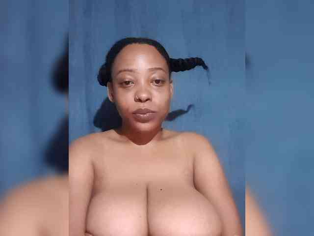 Hennesy-Camila webcam