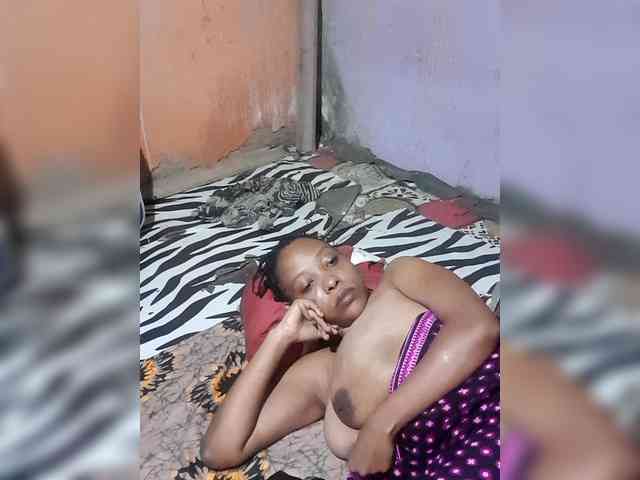 Hennesy-Camila webcam