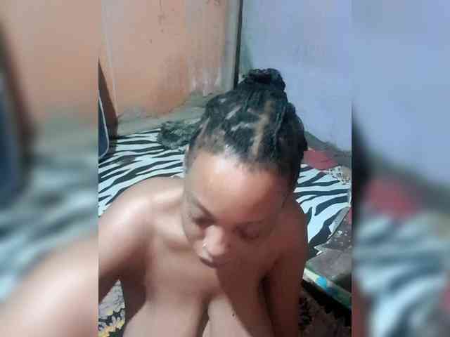 Hennesy-Camila webcam