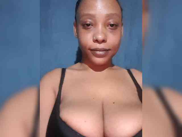 Hennesy-Camila webcam
