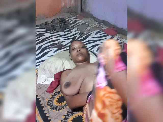 Hennesy-Camila webcam