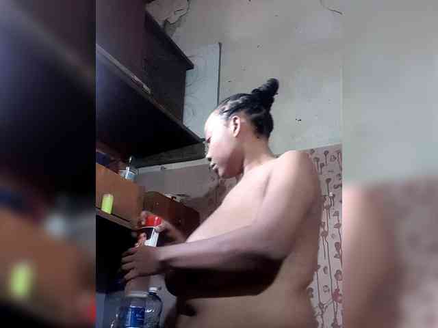Hennesy-Camila Hennesy-Camila