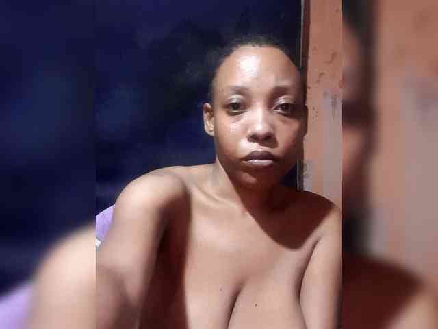 Hennesy-Camila webcam