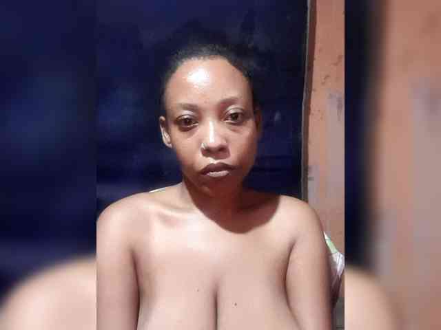 Hennesy-Camila webcam