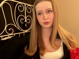 Mia_Wells