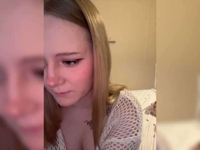 Mia_Wells