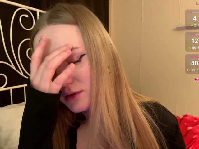 Mia_Wells