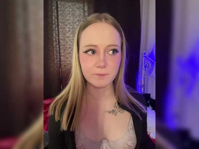видео LolaMin
