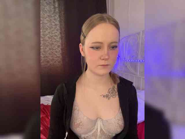 Mia_Wells webcam