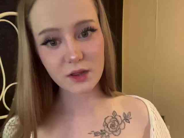 Model: Mia_Wells