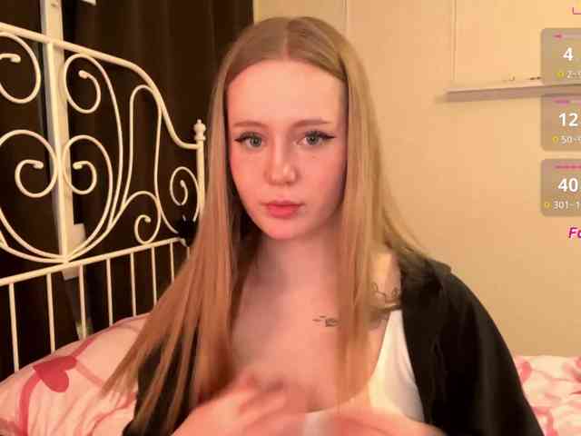 Mia_Wells