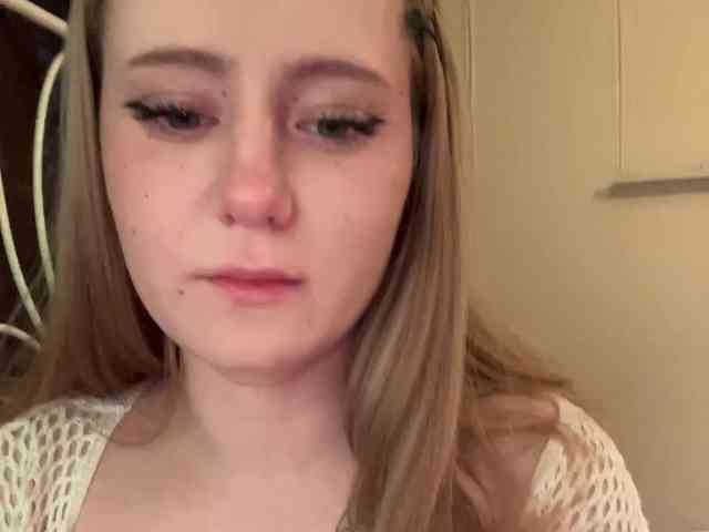 Mia_Wells