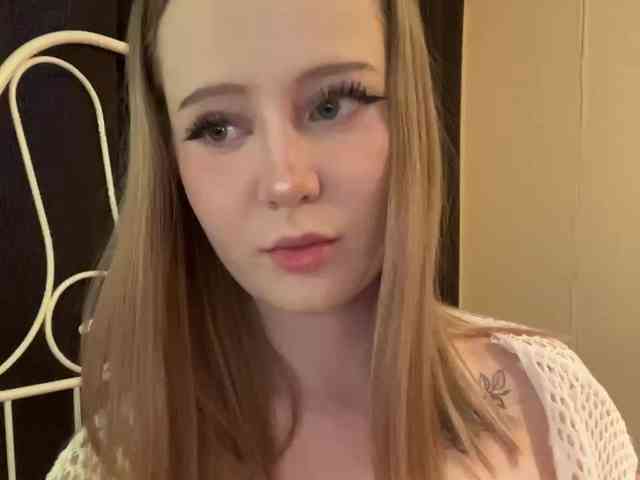 Mia_Wells webcam