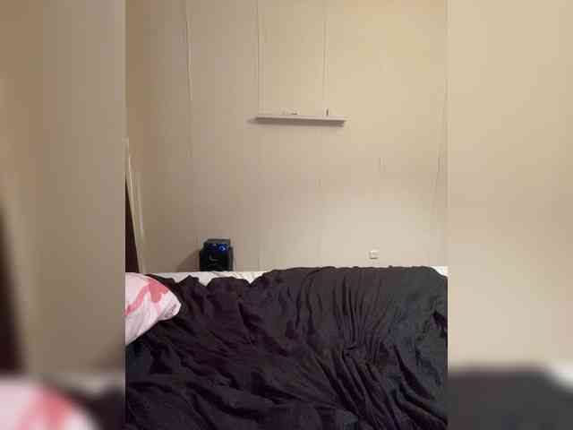 Mia_Wells webcam
