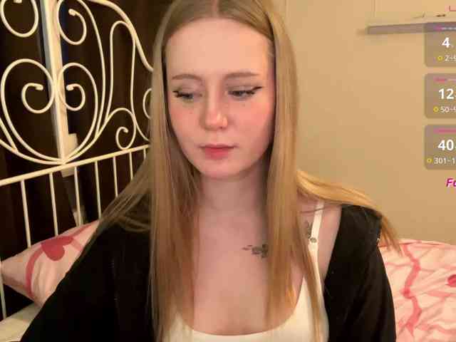 Mia_Wells webcam