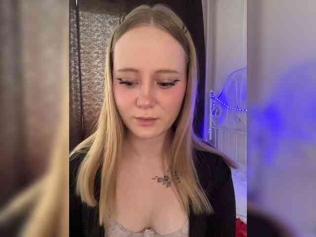 Mia_Wells webcam