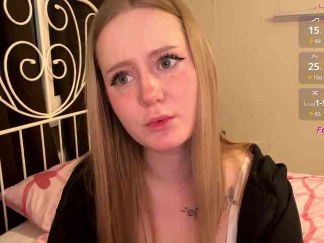 Mia_Wells webcam