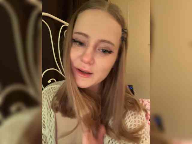 Mia_Wells webcam