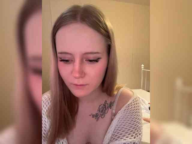 Mia_Wells webcam