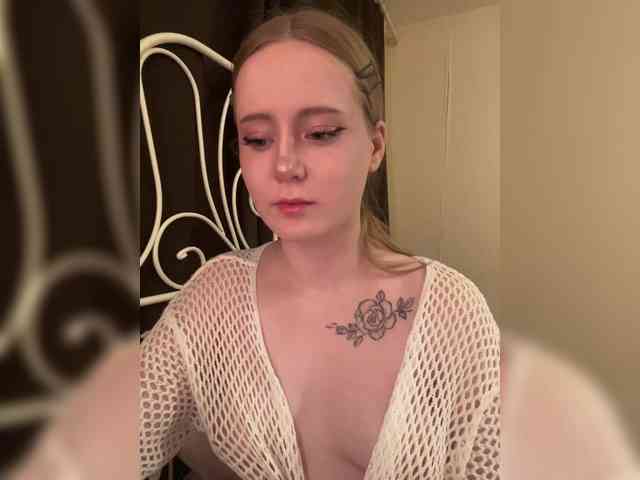 Mia_Wells webcam