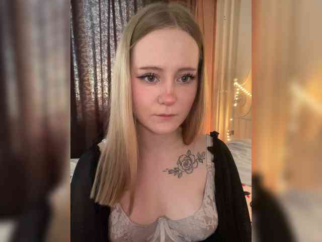 Mia_Wells webcam