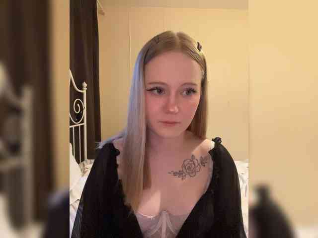 Mia_Wells webcam