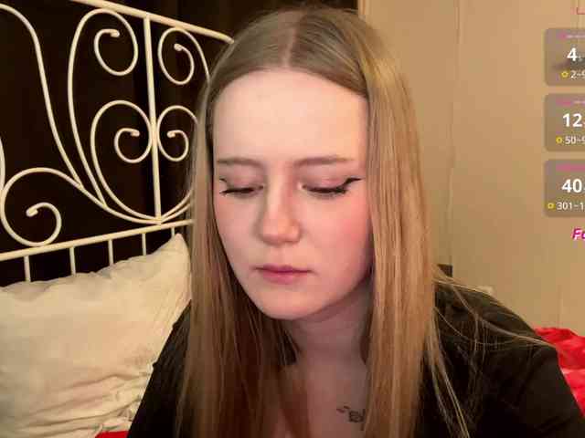 Mia_Wells webcam
