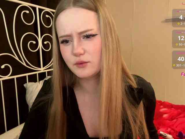 Mia_Wells webcam