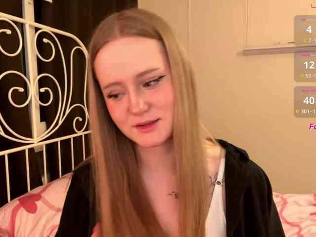 Mia_Wells