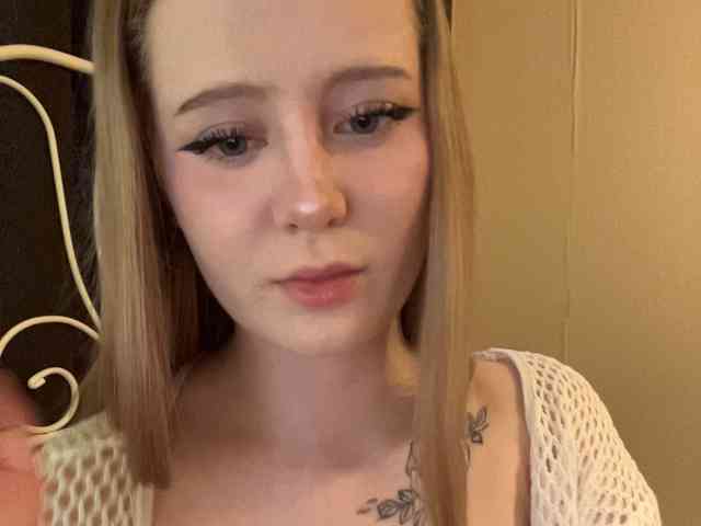 Mia_Wells webcam