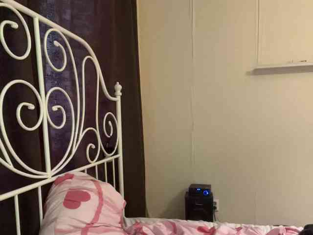 Mia_Wells webcam