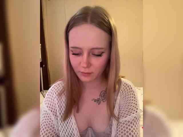 Mia_Wells webcam