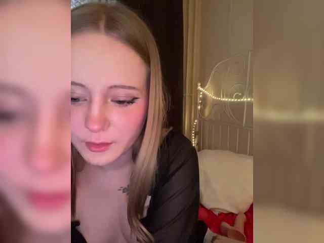 Mia_Wells webcam