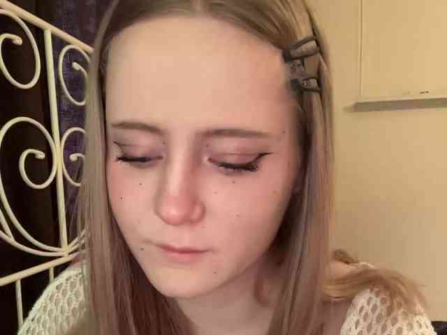 Mia_Wells webcam