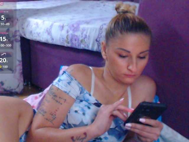 CassieSpell live cam on BongaCams