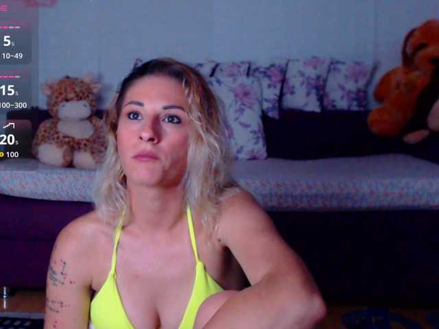 CassieSpell live cam on BongaCams