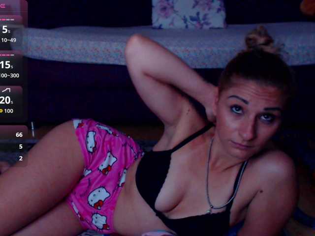CassieSpell live cam on BongaCams