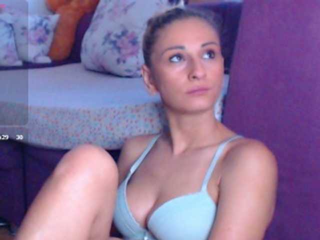 CassieSpell live cam on BongaCams