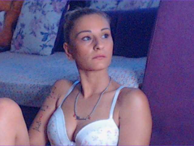 CassieSpell live cam preview