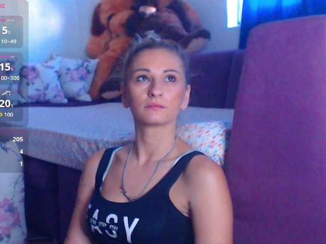 CassieSpell live cam on BongaCams