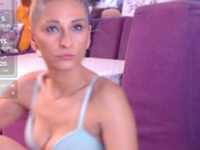 CassieSpell live cam on BongaCams