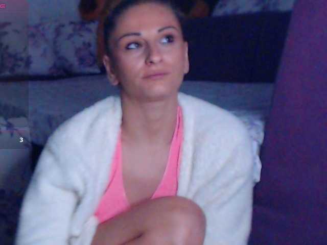 CassieSpell live cam preview